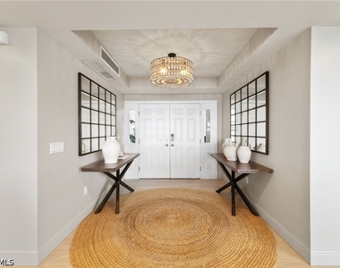 4031 Gulf Shore Boulevard N - Photo Thumbnail 3