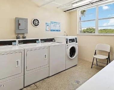3190 N Atlantic Avenue - Photo Thumbnail 3
