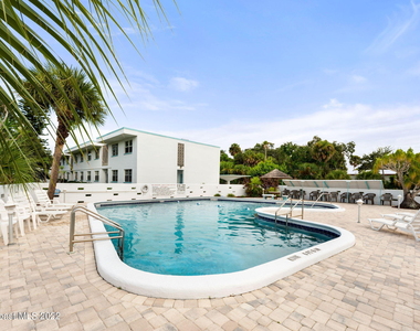 8401 N Atlantic Avenue - Photo Thumbnail 1