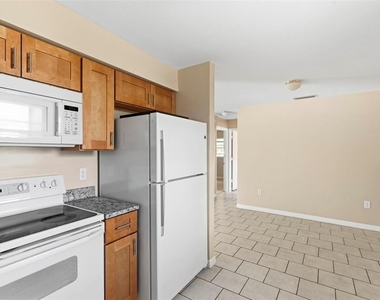 3052 Park Lane - Photo Thumbnail 21