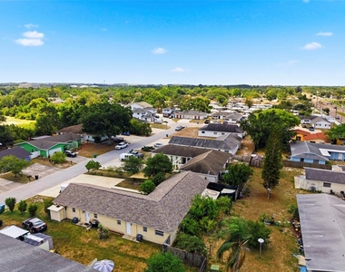 3052 Park Lane - Photo Thumbnail 42