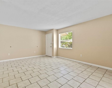 3052 Park Lane - Photo Thumbnail 8