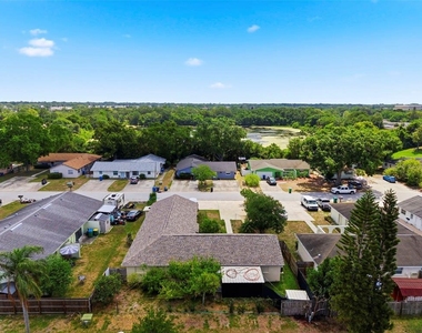 3052 Park Lane - Photo Thumbnail 41