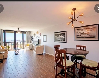 255 Dolphin Point - Photo Thumbnail 4
