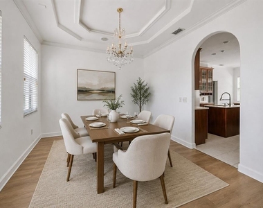 1507 W Windhorst Road - Photo Thumbnail 9