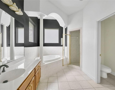 1507 W Windhorst Road - Photo Thumbnail 33