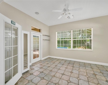 1507 W Windhorst Road - Photo Thumbnail 22