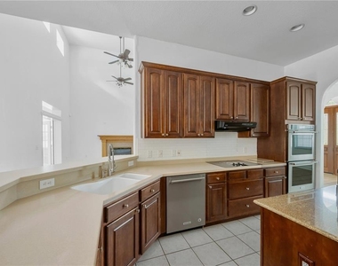 1507 W Windhorst Road - Photo Thumbnail 21