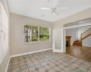 1507 W Windhorst Road - Photo Thumbnail 21