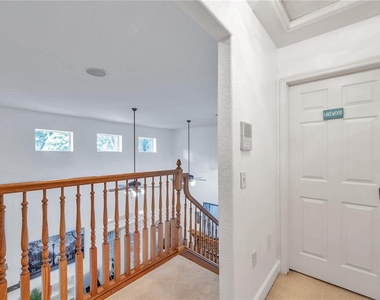 1507 W Windhorst Road - Photo Thumbnail 40
