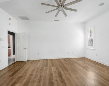 1507 W Windhorst Road - Photo Thumbnail 30
