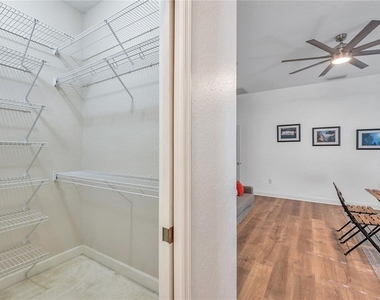 1507 W Windhorst Road - Photo Thumbnail 36