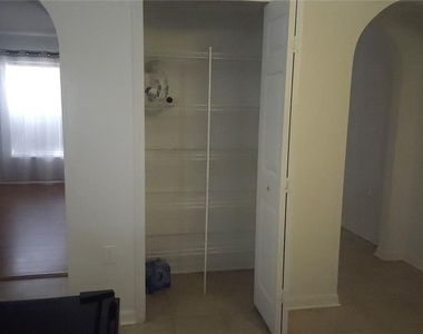 6535 Tabogi Trail - Photo Thumbnail 9