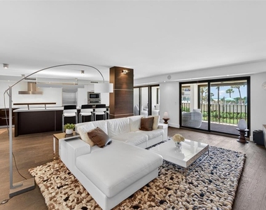 4450 Gulf Boulevard - Photo Thumbnail 24