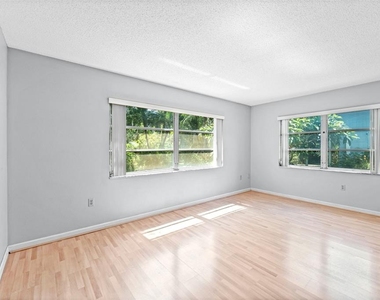 2334 Citrus Hill Rd - Photo Thumbnail 12