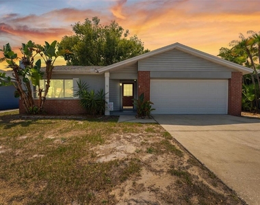 2334 Citrus Hill Rd - Photo Thumbnail 5