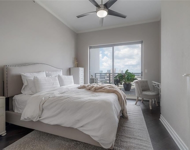 449 S 12th Street - Photo Thumbnail 18