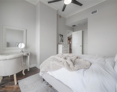 449 S 12th Street - Photo Thumbnail 19
