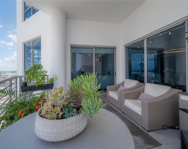 449 S 12th Street - Photo Thumbnail 22
