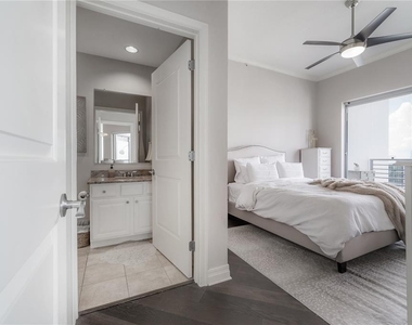 449 S 12th Street - Photo Thumbnail 17