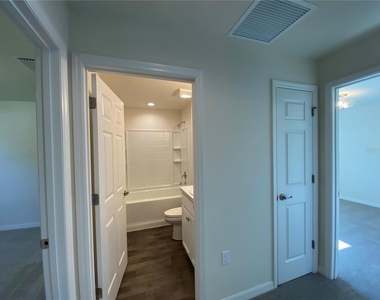 8190 N Wakefield Drive - Photo Thumbnail 19