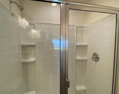 8190 N Wakefield Drive - Photo Thumbnail 14