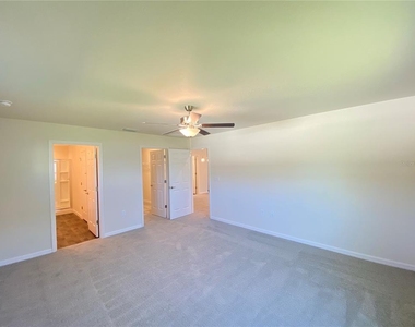 8190 N Wakefield Drive - Photo Thumbnail 12