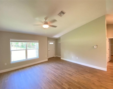 9065 N Akola Way - Photo Thumbnail 5