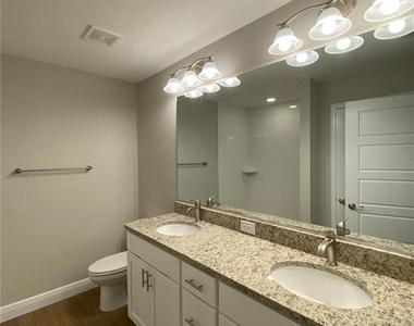 9065 N Akola Way - Photo Thumbnail 14