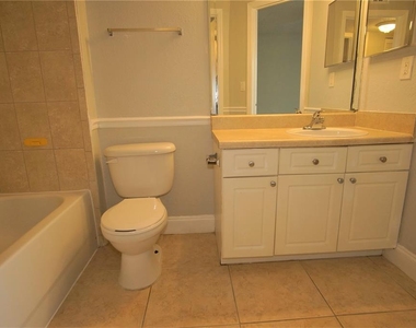4572 Commander Drive - Photo Thumbnail 12