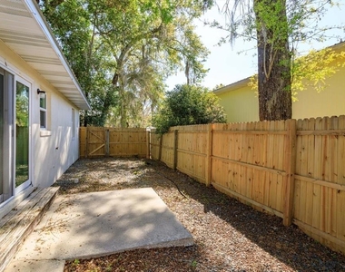 300 Ballard Avenue - Photo Thumbnail 17