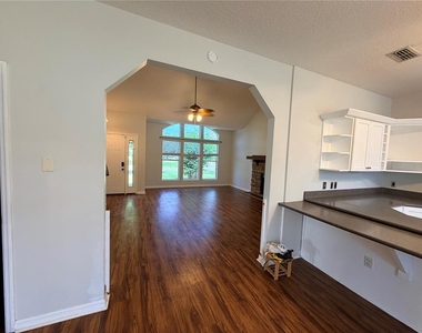 1799 Harbor Boulevard - Photo Thumbnail 15