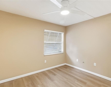164 Perimeter Drive - Photo Thumbnail 10