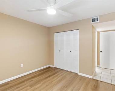 164 Perimeter Drive - Photo Thumbnail 13