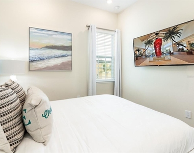 8081 Dreamsicle Drive - Photo Thumbnail 21
