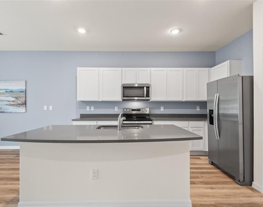 11028 Crescent Deer Drive - Photo Thumbnail 2