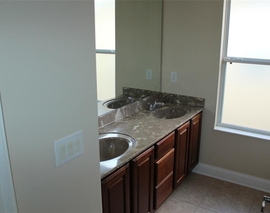 6833 Dolce Street - Photo Thumbnail 25
