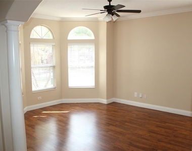 6833 Dolce Street - Photo Thumbnail 4