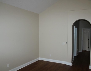 6833 Dolce Street - Photo Thumbnail 21