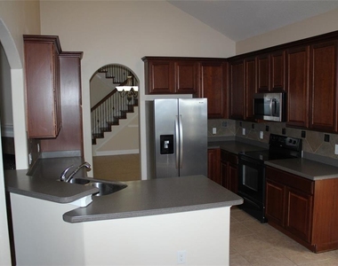 6833 Dolce Street - Photo Thumbnail 12