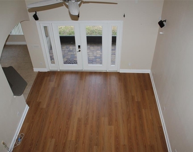 6833 Dolce Street - Photo Thumbnail 18