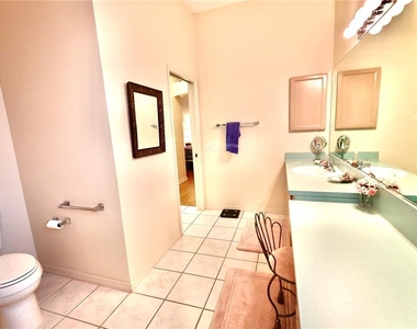 532 Carrera Drive - Photo Thumbnail 14