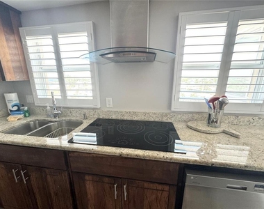 1255 Tarpon Center Drive - Photo Thumbnail 4