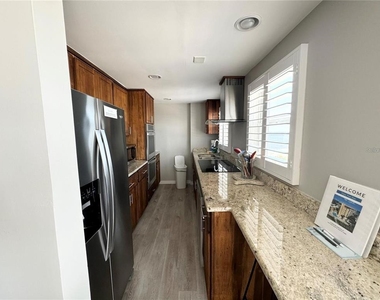 1255 Tarpon Center Drive - Photo Thumbnail 14