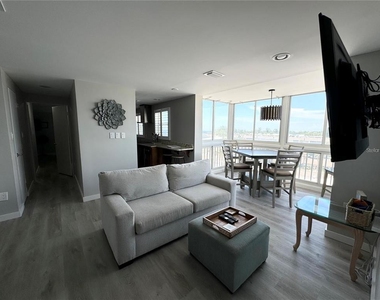 1255 Tarpon Center Drive - Photo Thumbnail 9