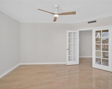 5430 Eagles Point Circle - Photo Thumbnail 20