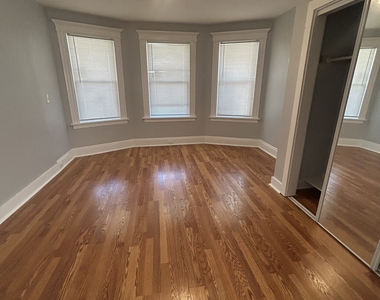 273 Judson Place - Photo Thumbnail 4