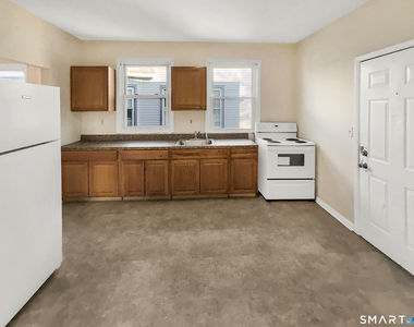 34 Wolcott Street - Photo Thumbnail 7