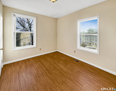 34 Wolcott Street - Photo Thumbnail 12