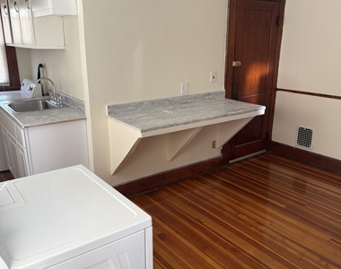 7 Gardners Lane - Photo Thumbnail 9